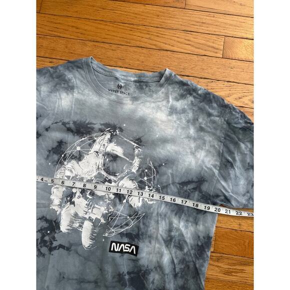 Adult Size L Hyper Space NASA Shirt - Picture 5 of 6